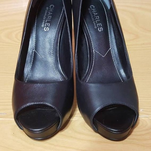 Charles by Charles David Platform Fox Peep Toe - Picture 3 of 5